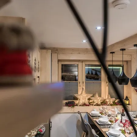 Goralski - Gorski Hyr شاليه زاكوباني